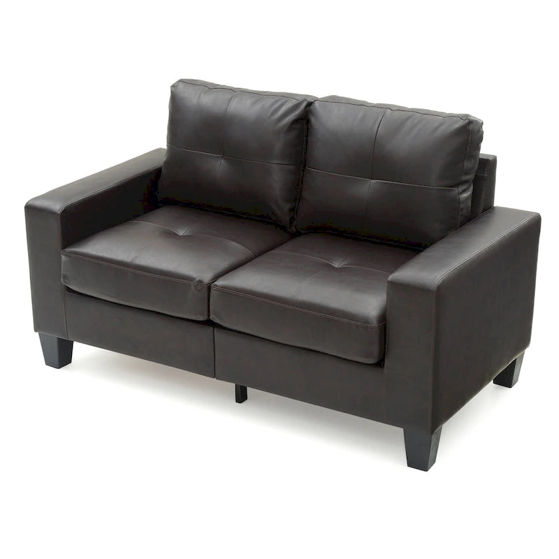Divano dritto Newbury da 58 pollici con braccioli svasati in similpelle - 32 L x 58 P x 36 H