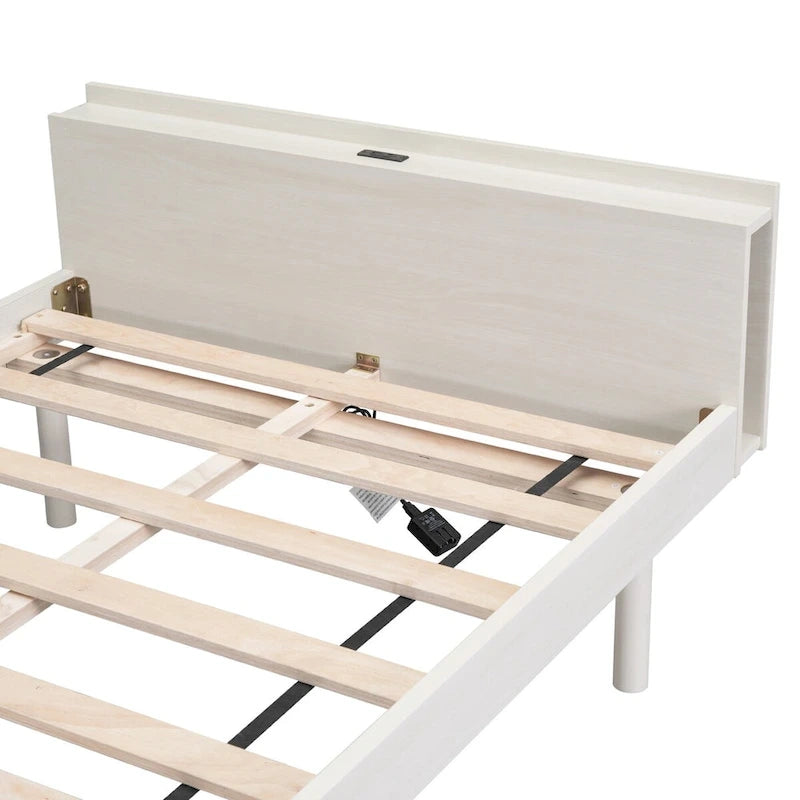 Struttura letto a piattaforma una piazza e mezza con porte USB