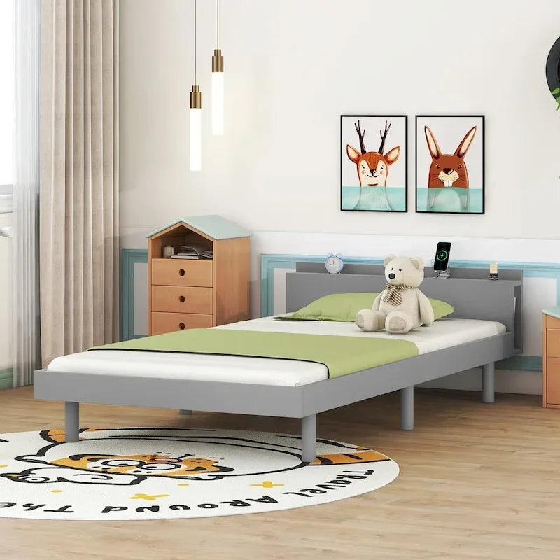 Struttura letto a piattaforma una piazza e mezza con porte USB