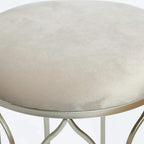 Poggiapiedi rotondo impilabile, gambe in acciaio, altezza 43 cm, set di 2 pouf e pouf contenitore, grigio chiaro.
